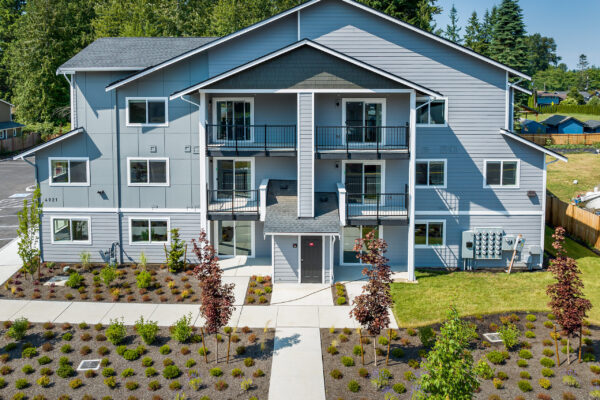 Sunset Ridge- Exterior